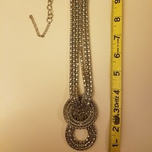 2b bebe knot necklace